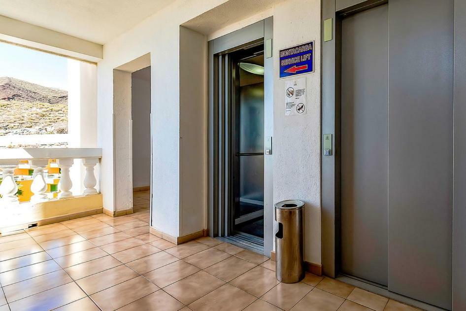 Studio In Los Cristianos Ocean View Arona  Eksteriør billede